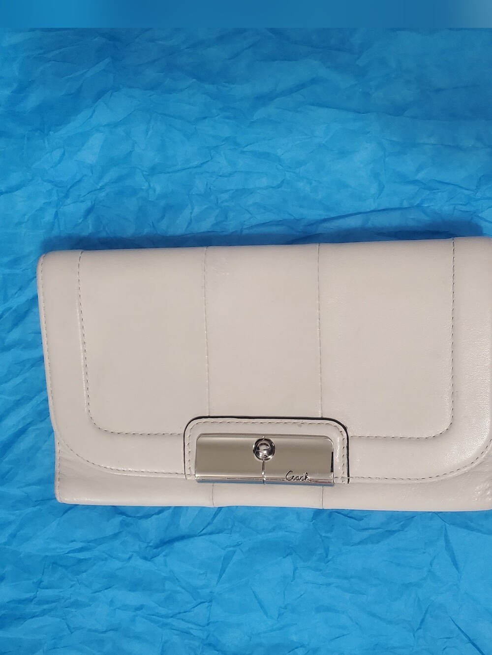 Coach Wallet - Picture 4 of 11